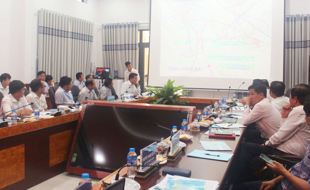 Họp bàn thống nhất về kết nối giao thông 2 tỉnh Long An – Tây Ninh